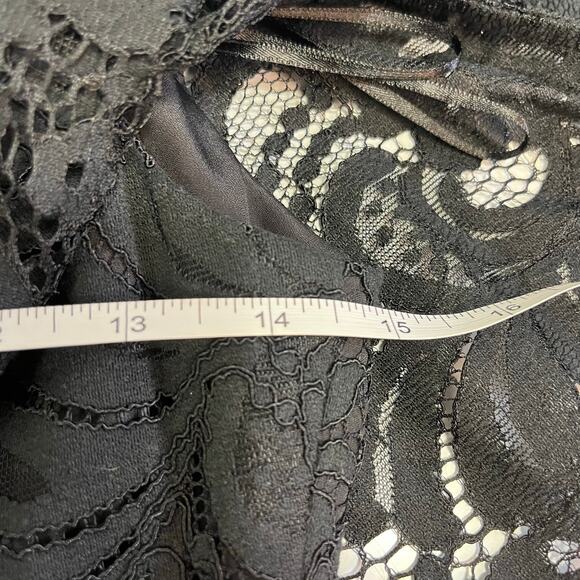 KEEPSAKE XXS Black Off The Shoulder Lace Pencil Short Sleeve Dress - Picture 9 of 10